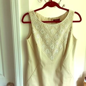 Tahari Size 6 Dress